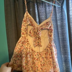 Small floral tank